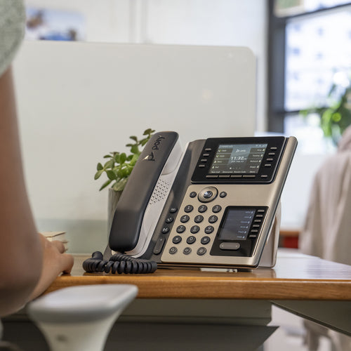 HP Poly Edge E400 and PoE-enabled IP phone