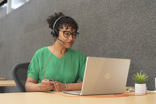 Headset HP Poly Blackwire 8225 Stereo Microsoft Teams Certified USB-C Wired 186g - 8X225AA